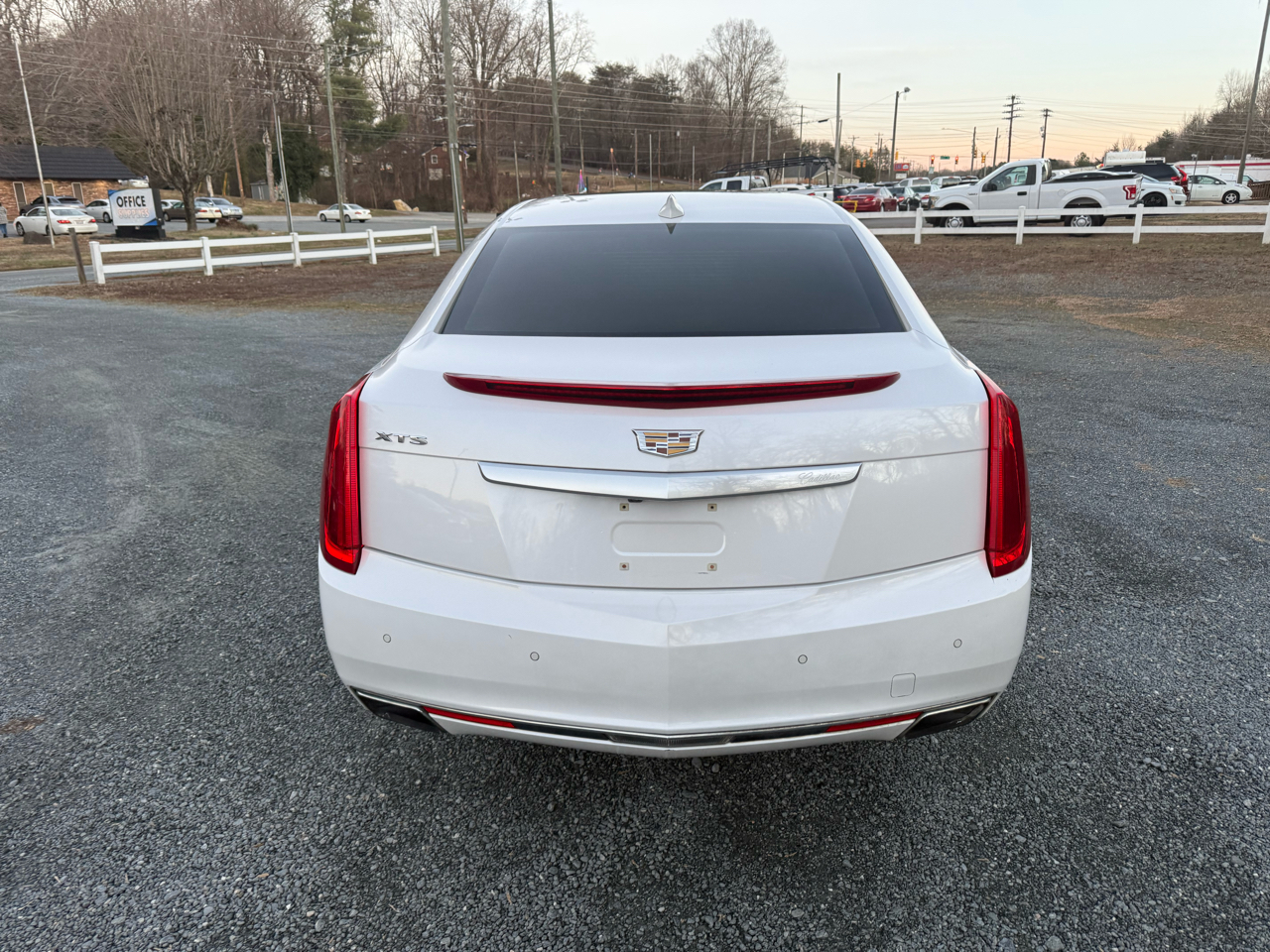 Cadillac XTS Luxury FWD 2017