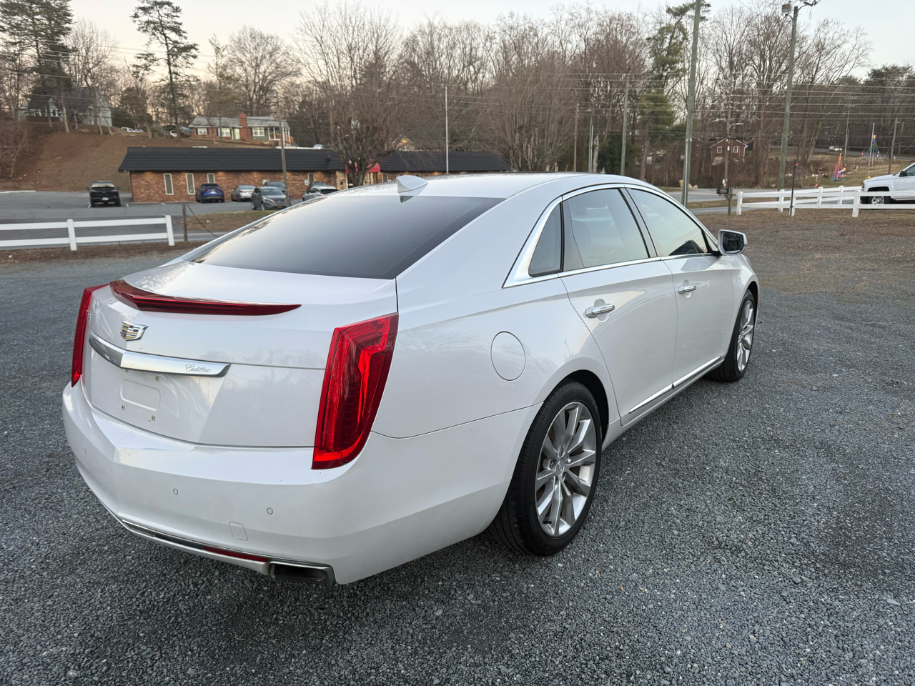 Cadillac XTS Luxury FWD 2017