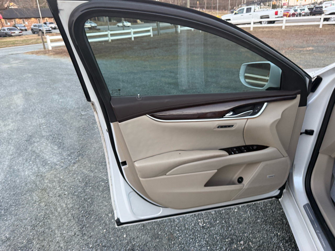 Cadillac XTS Luxury FWD 2017