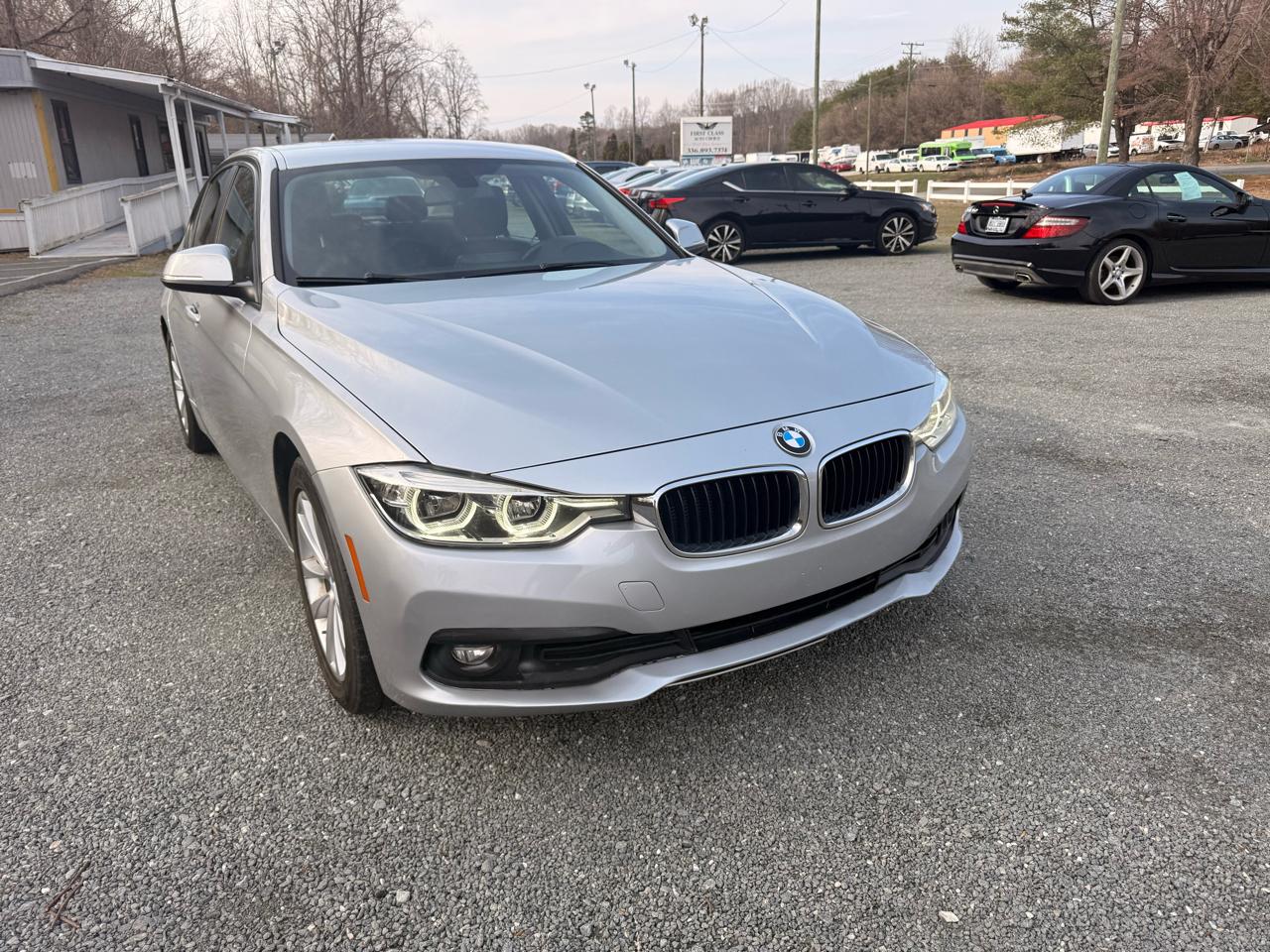 BMW 3-Series 320i Sedan 2018