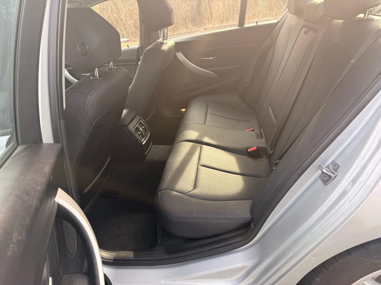 BMW 3-Series 320i Sedan 2018