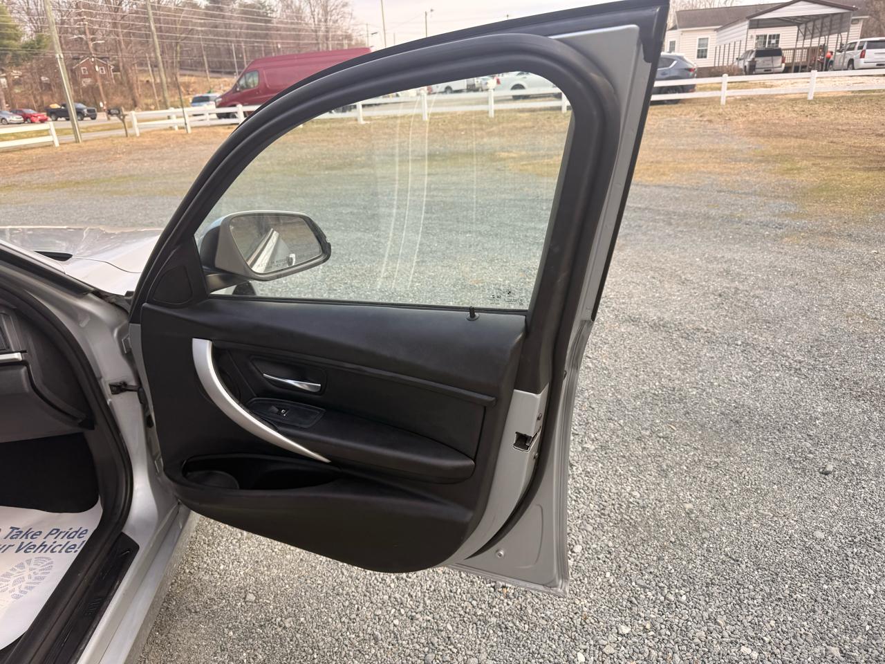 BMW 3-Series 320i Sedan 2018