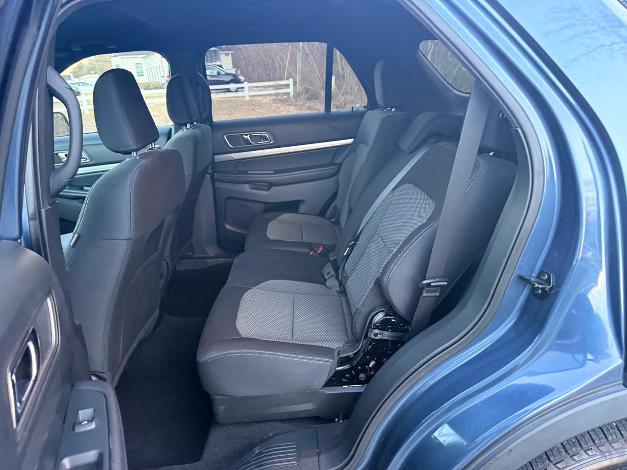 Ford Explorer XLT FWD 2019