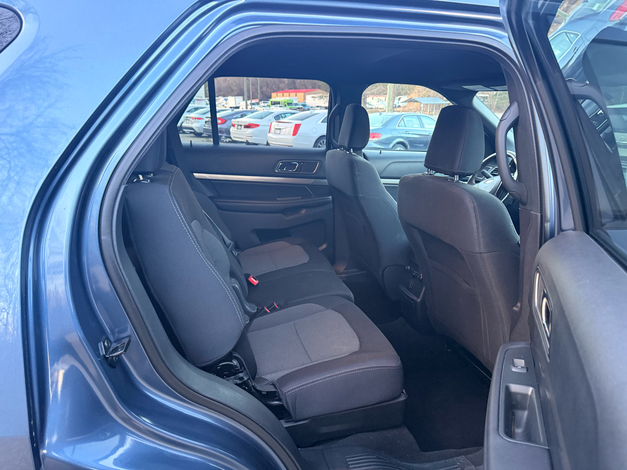 Ford Explorer XLT FWD 2019