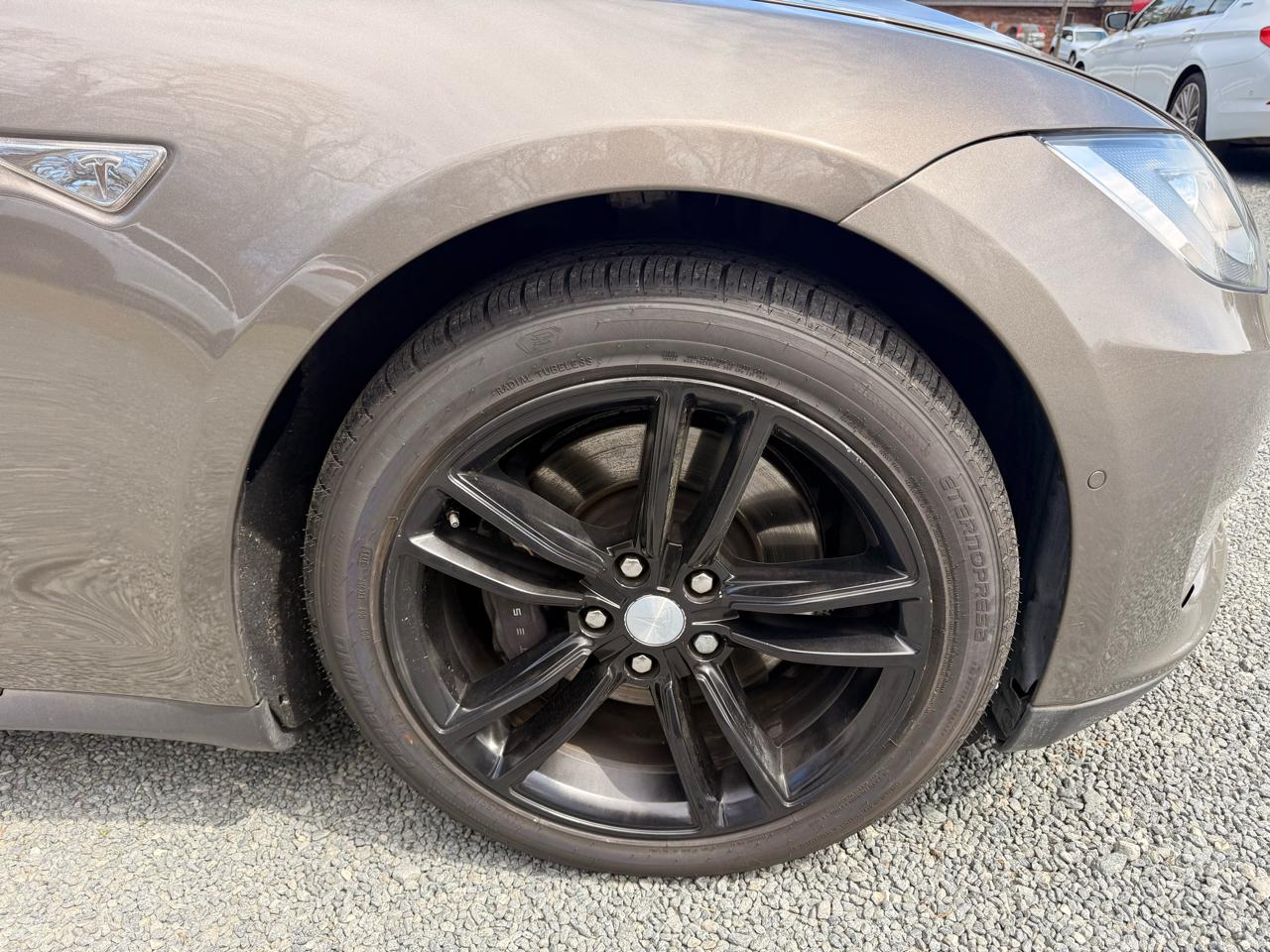 Tesla Model S 85 2015