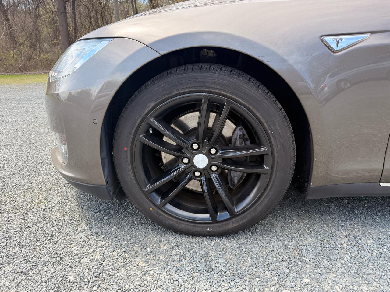 Tesla Model S 85 2015