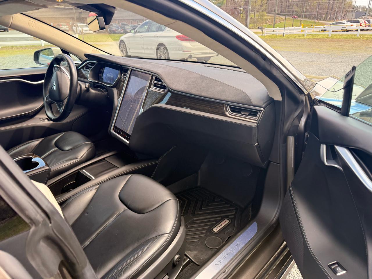 Tesla Model S 85 2015