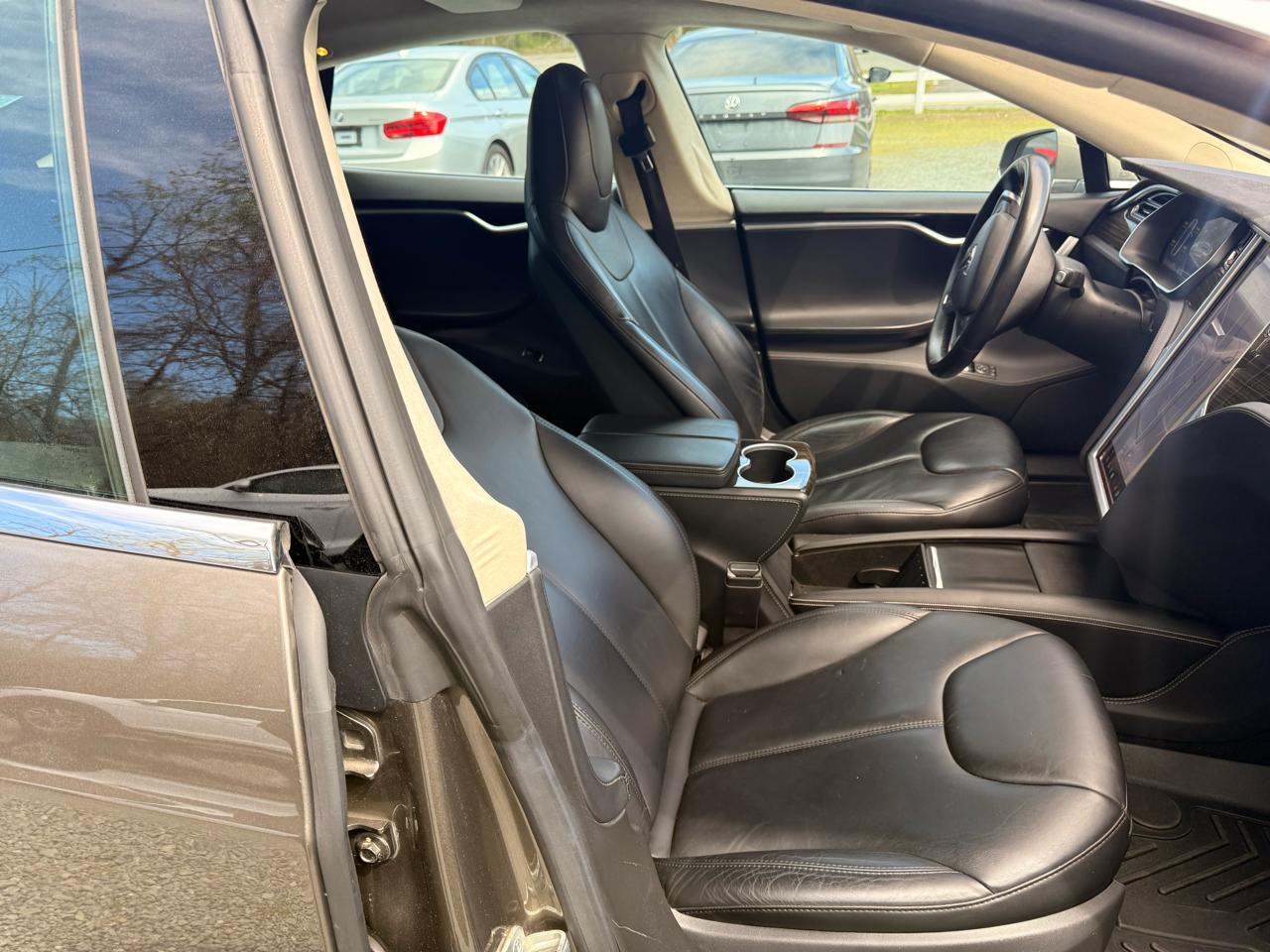 Tesla Model S 85 2015