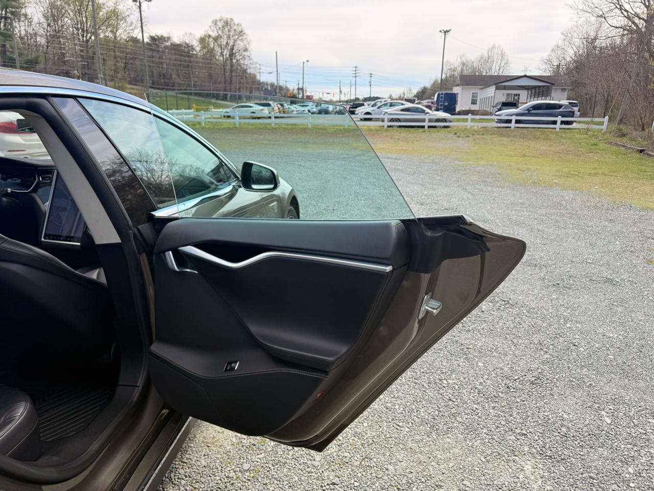 Tesla Model S 85 2015