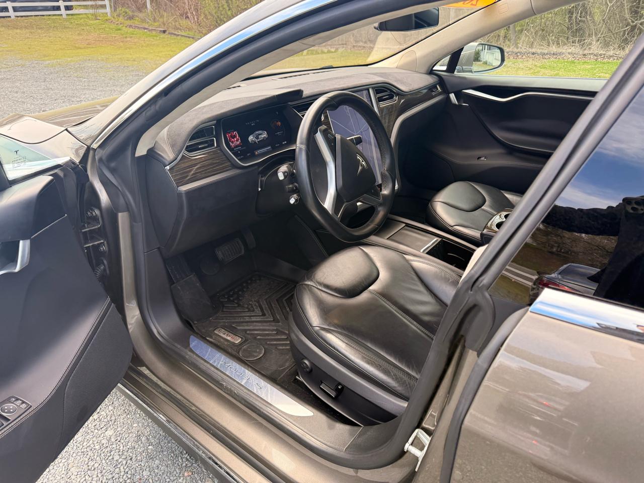 Tesla Model S 85 2015