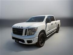 2018 Nissan Titan 