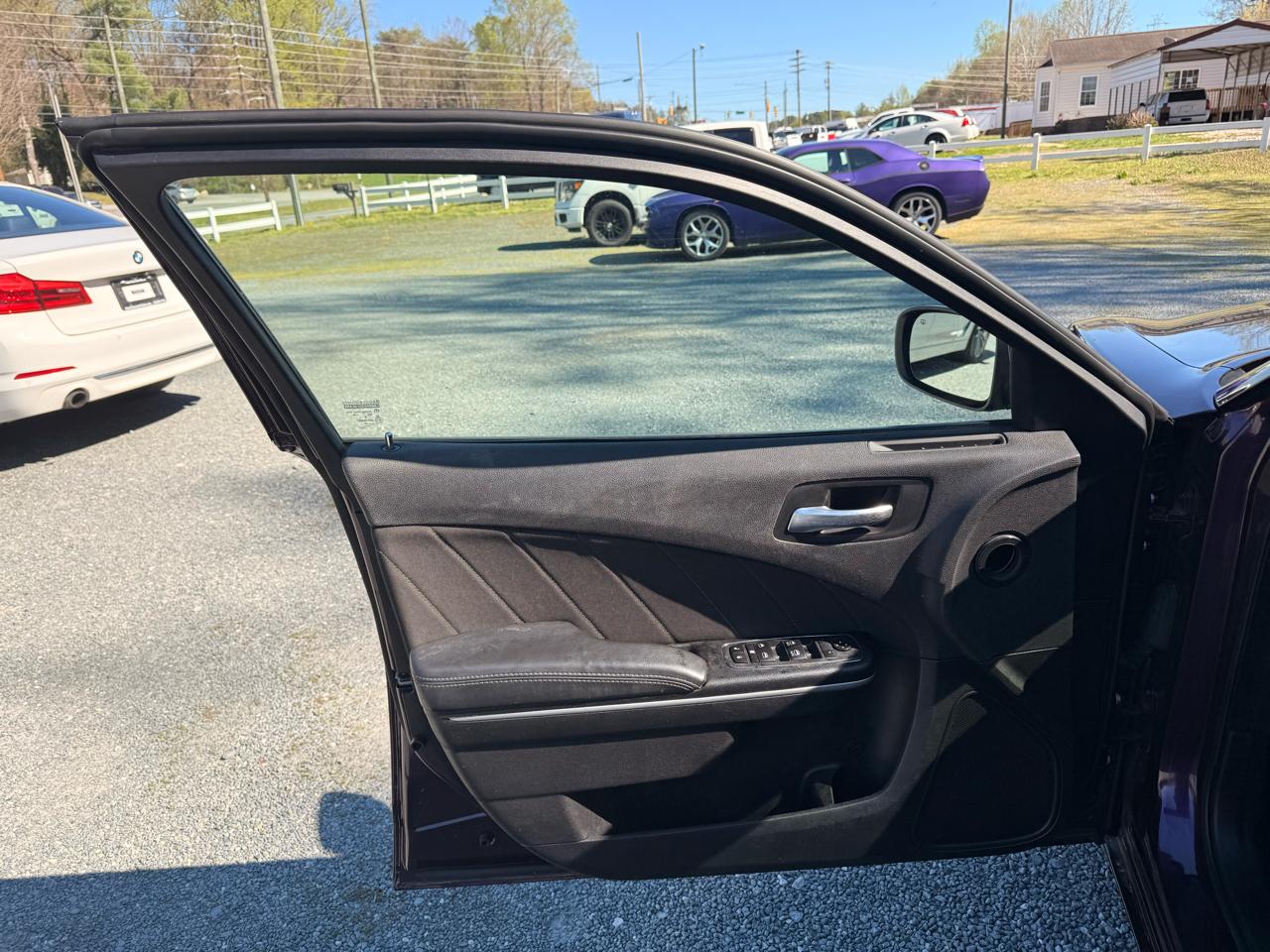 Dodge Charger SXT 2020