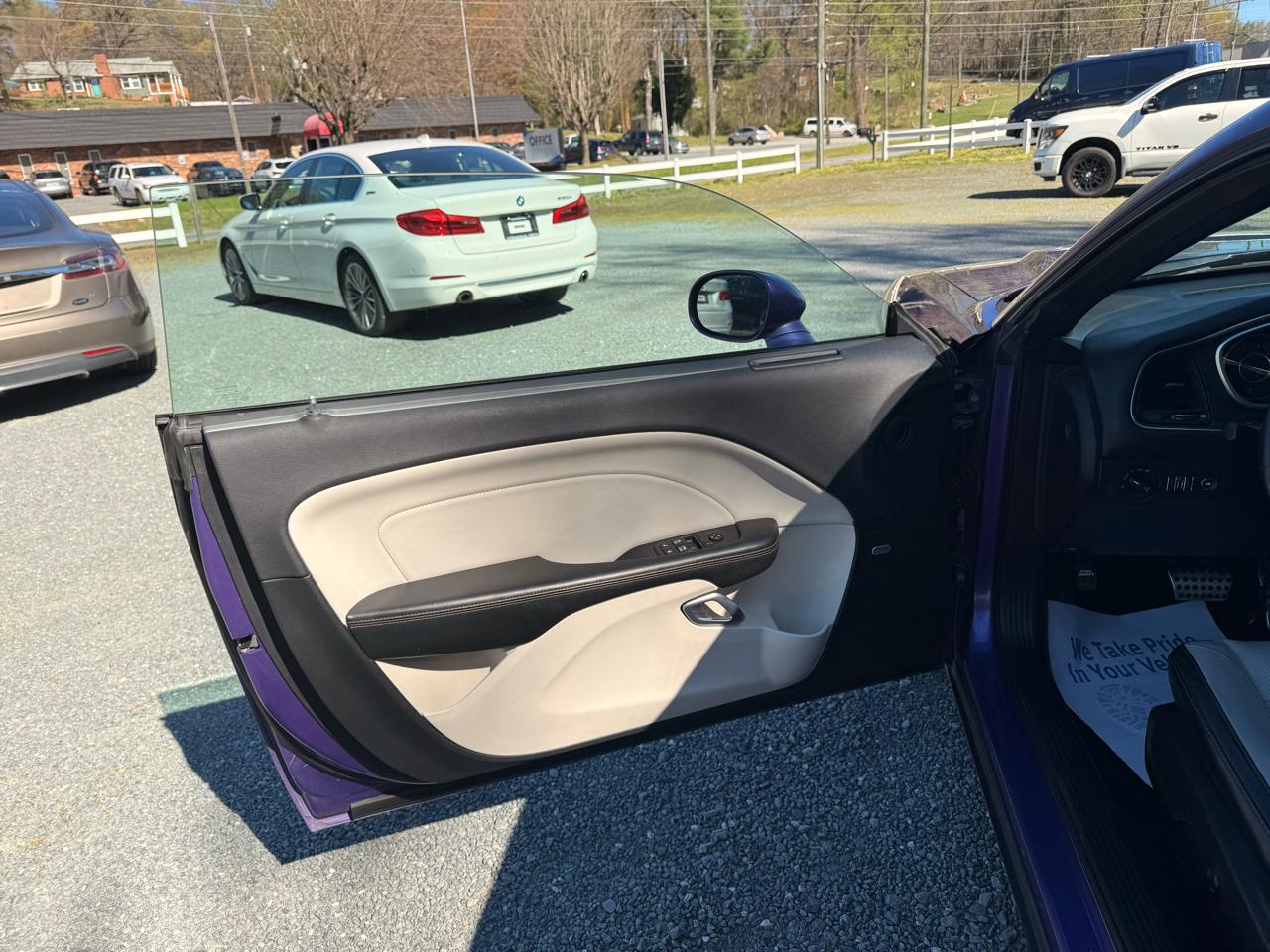 Dodge Challenger SXT 2016