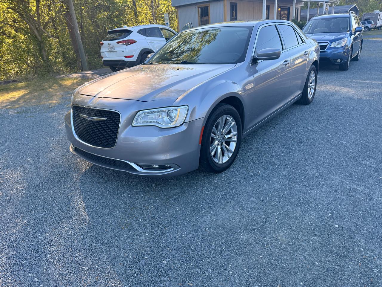 Chrysler 300 Limited RWD 2017