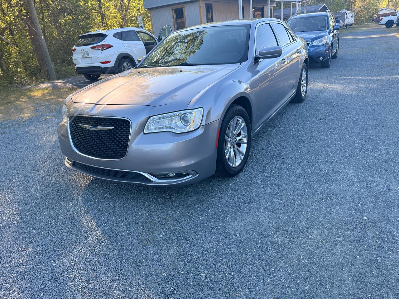 Chrysler 300 Limited RWD 2017