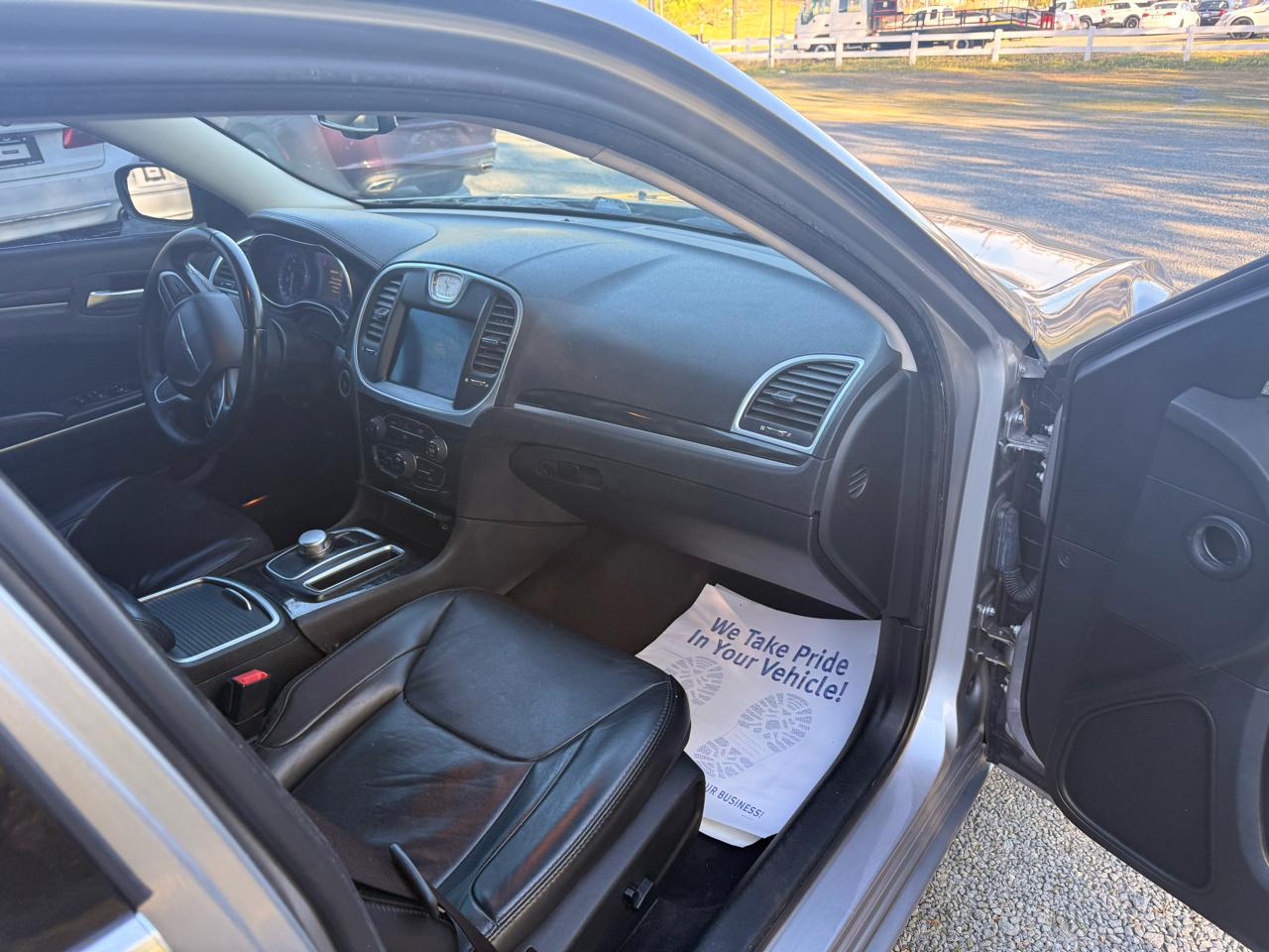 Chrysler 300 Limited RWD 2017