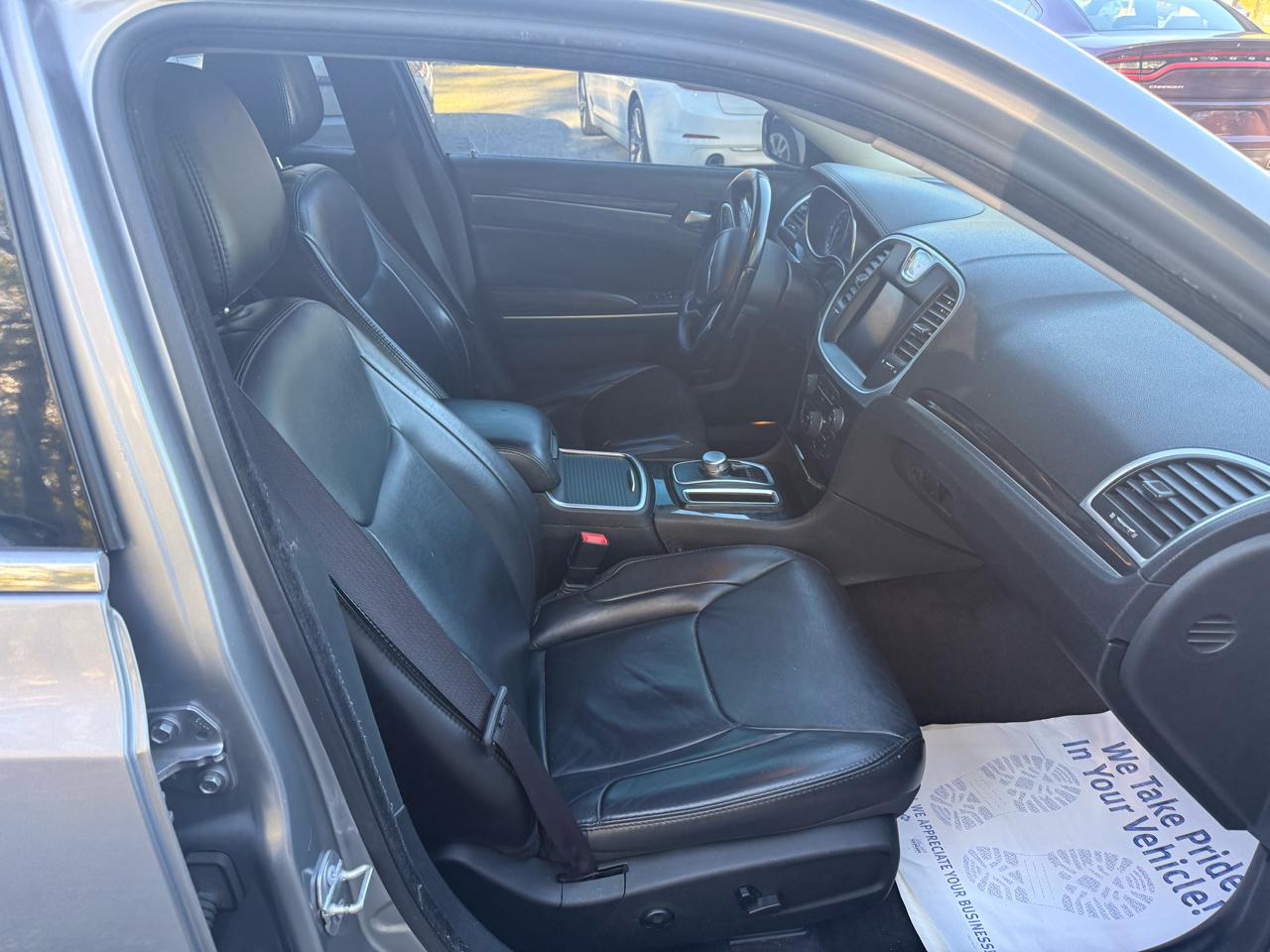 Chrysler 300 Limited RWD 2017