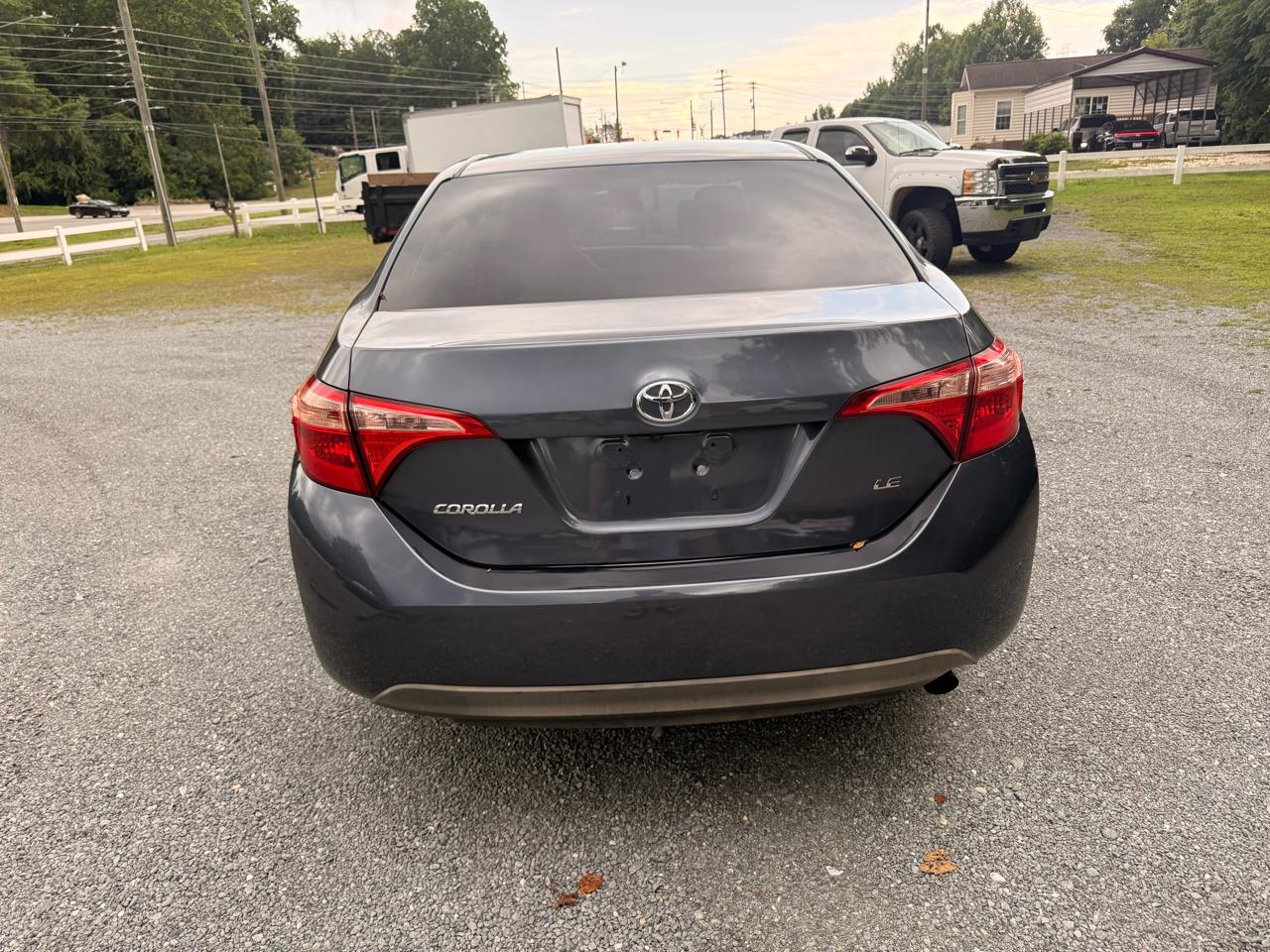 Toyota Corolla XLE CVT 2019