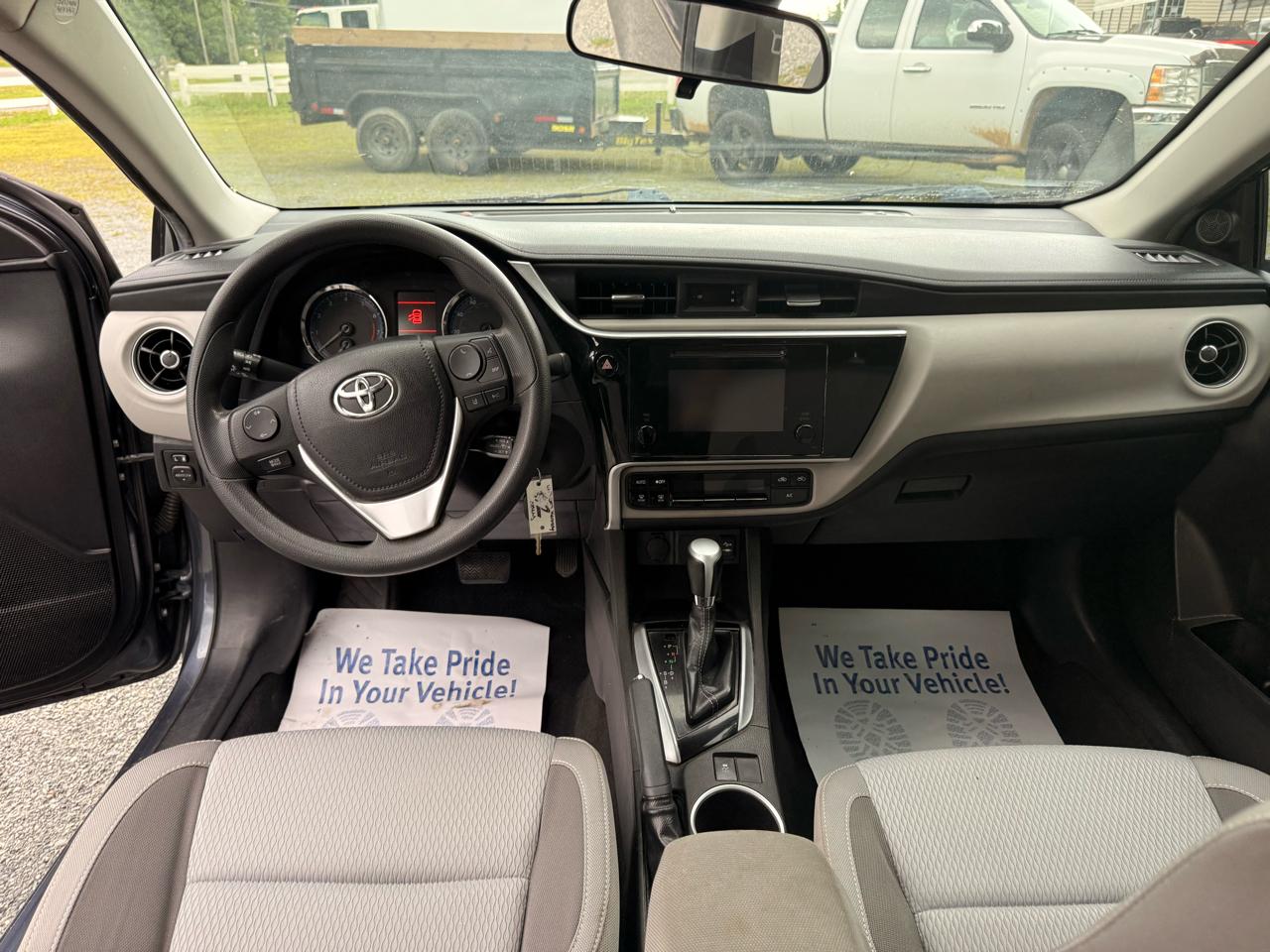 Toyota Corolla XLE CVT 2019
