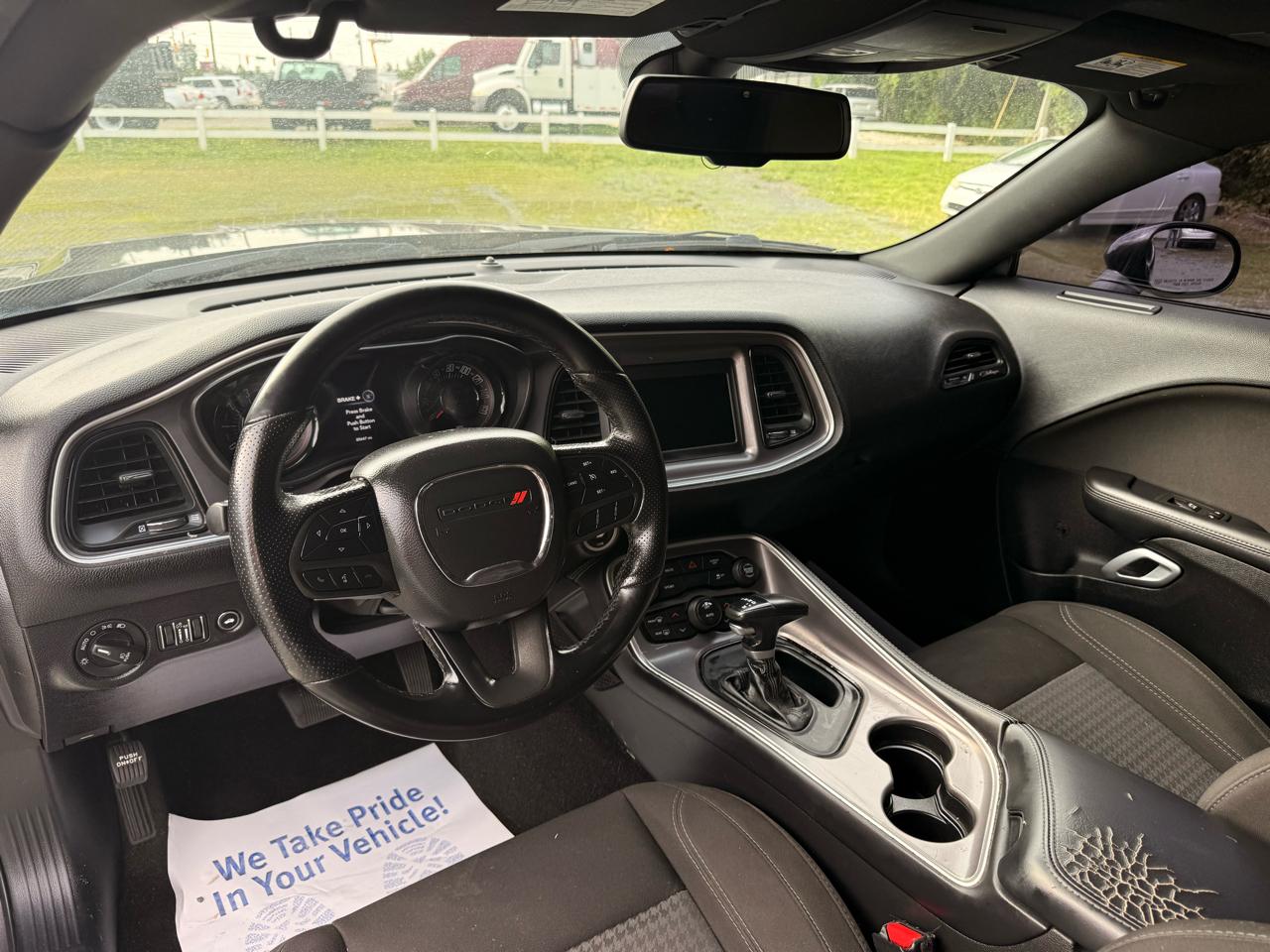 Dodge Challenger SXT 2021