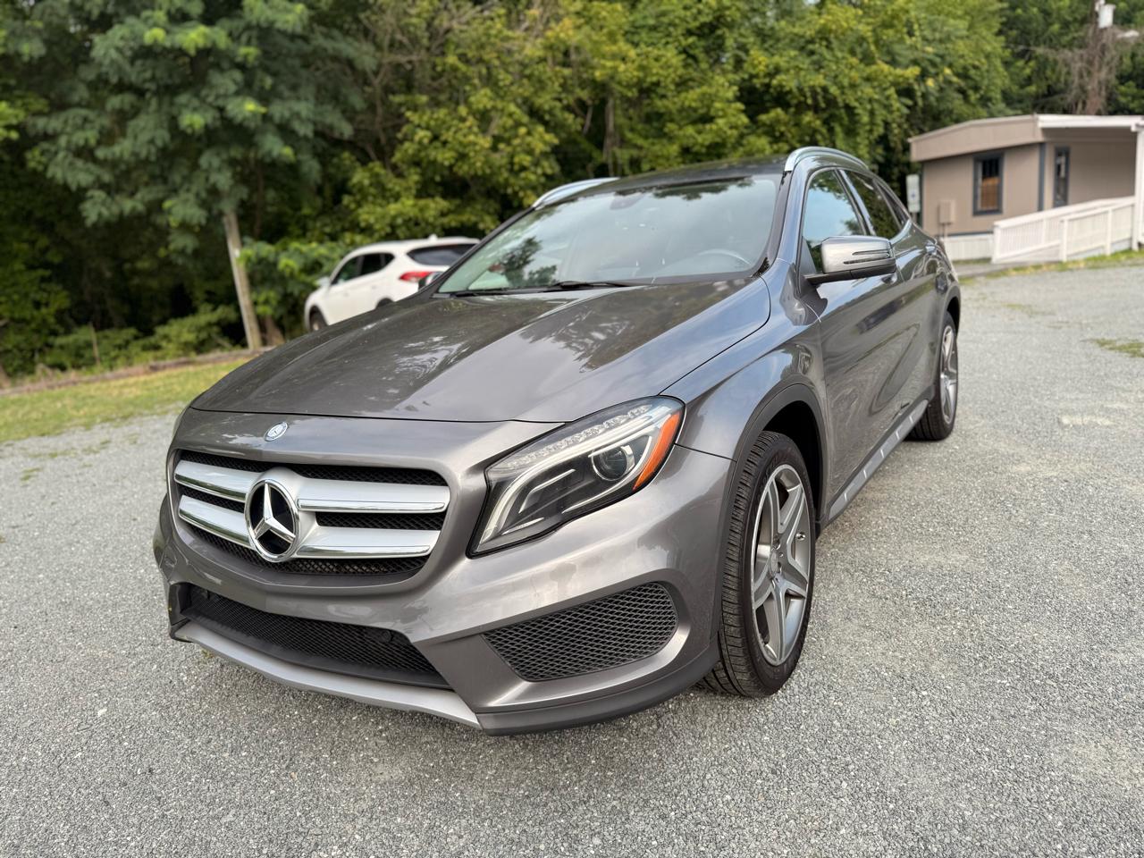 Mercedes-Benz GLA-Class GLA250 4MATIC 2015