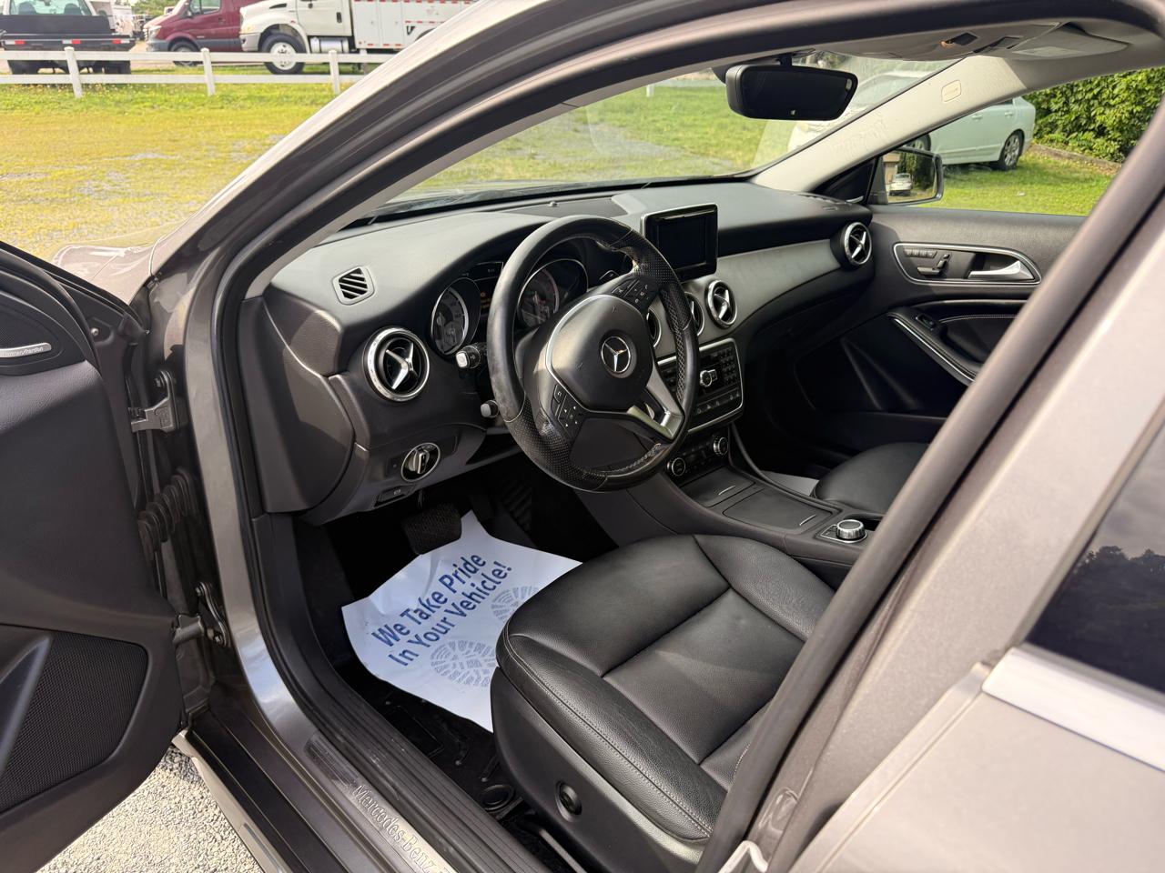 Mercedes-Benz GLA-Class GLA250 4MATIC 2015