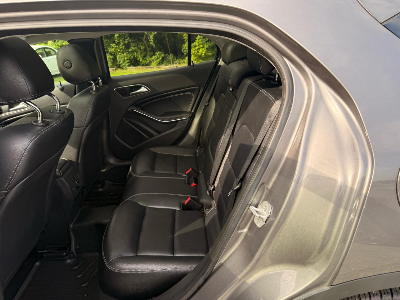 Mercedes-Benz GLA-Class GLA250 4MATIC 2015