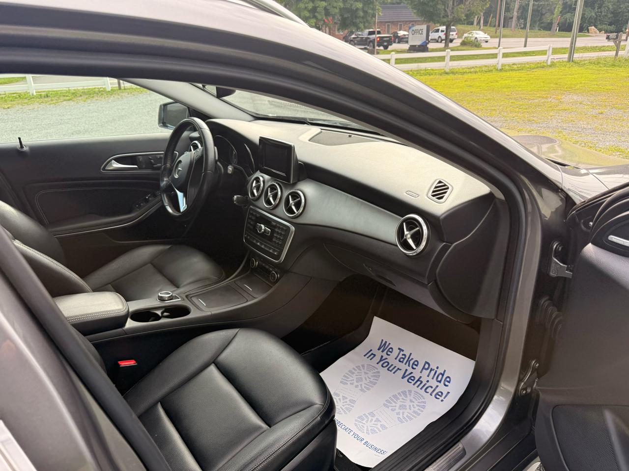Mercedes-Benz GLA-Class GLA250 4MATIC 2015