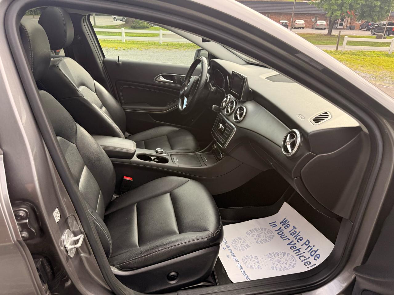 Mercedes-Benz GLA-Class GLA250 4MATIC 2015