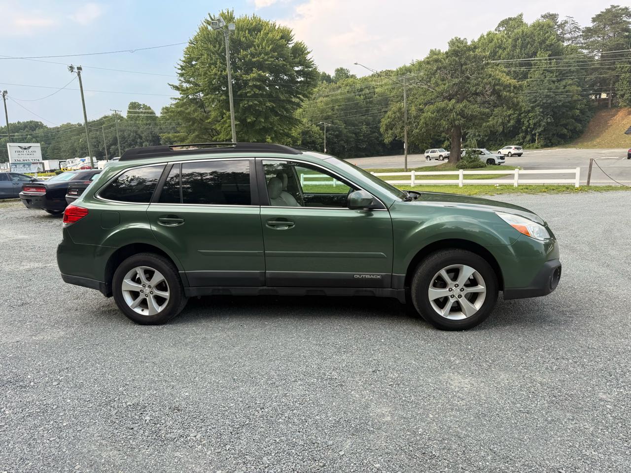 Subaru Outback 2.5i Limited 2013
