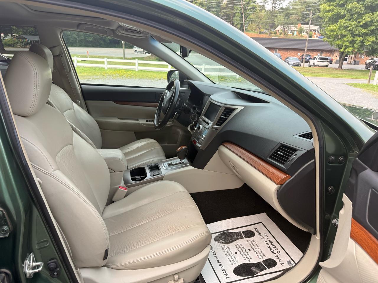 Subaru Outback 2.5i Limited 2013