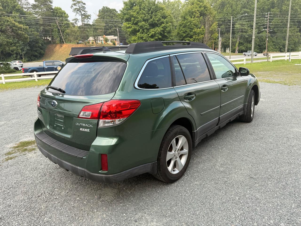 Subaru Outback 2.5i Limited 2013