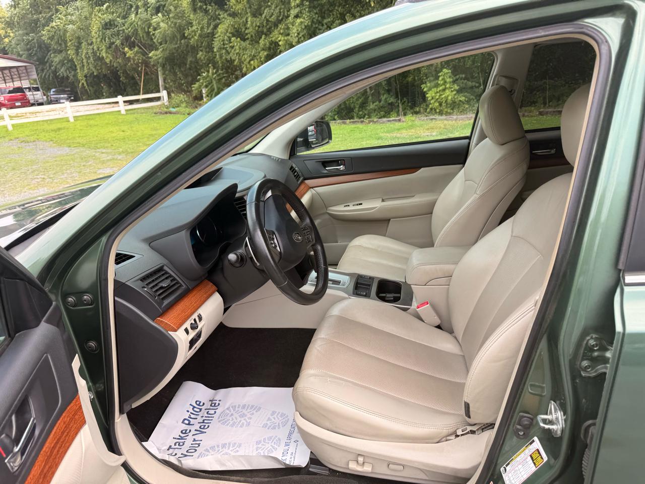 Subaru Outback 2.5i Limited 2013