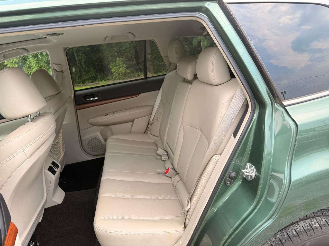Subaru Outback 2.5i Limited 2013