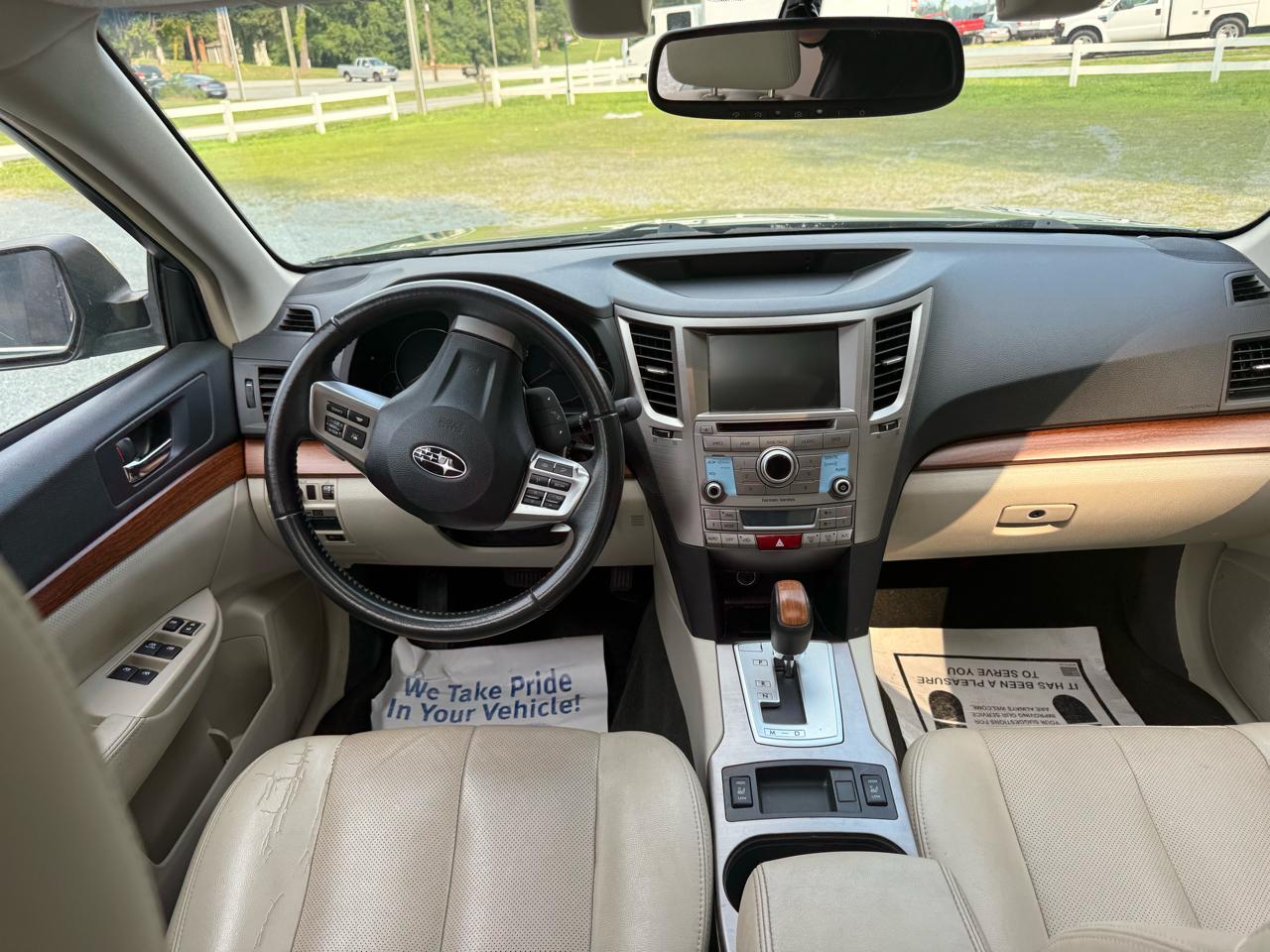 Subaru Outback 2.5i Limited 2013