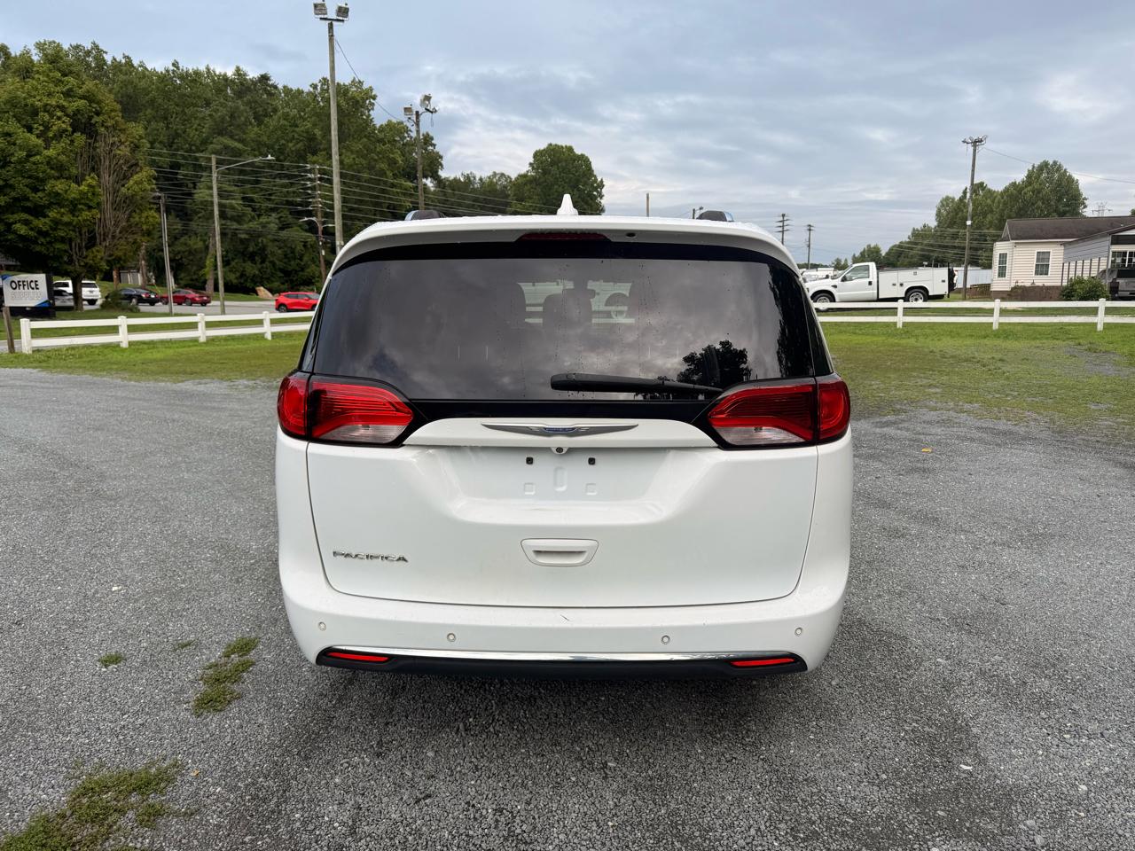 Chrysler Pacifica Touring-L Plus 2018