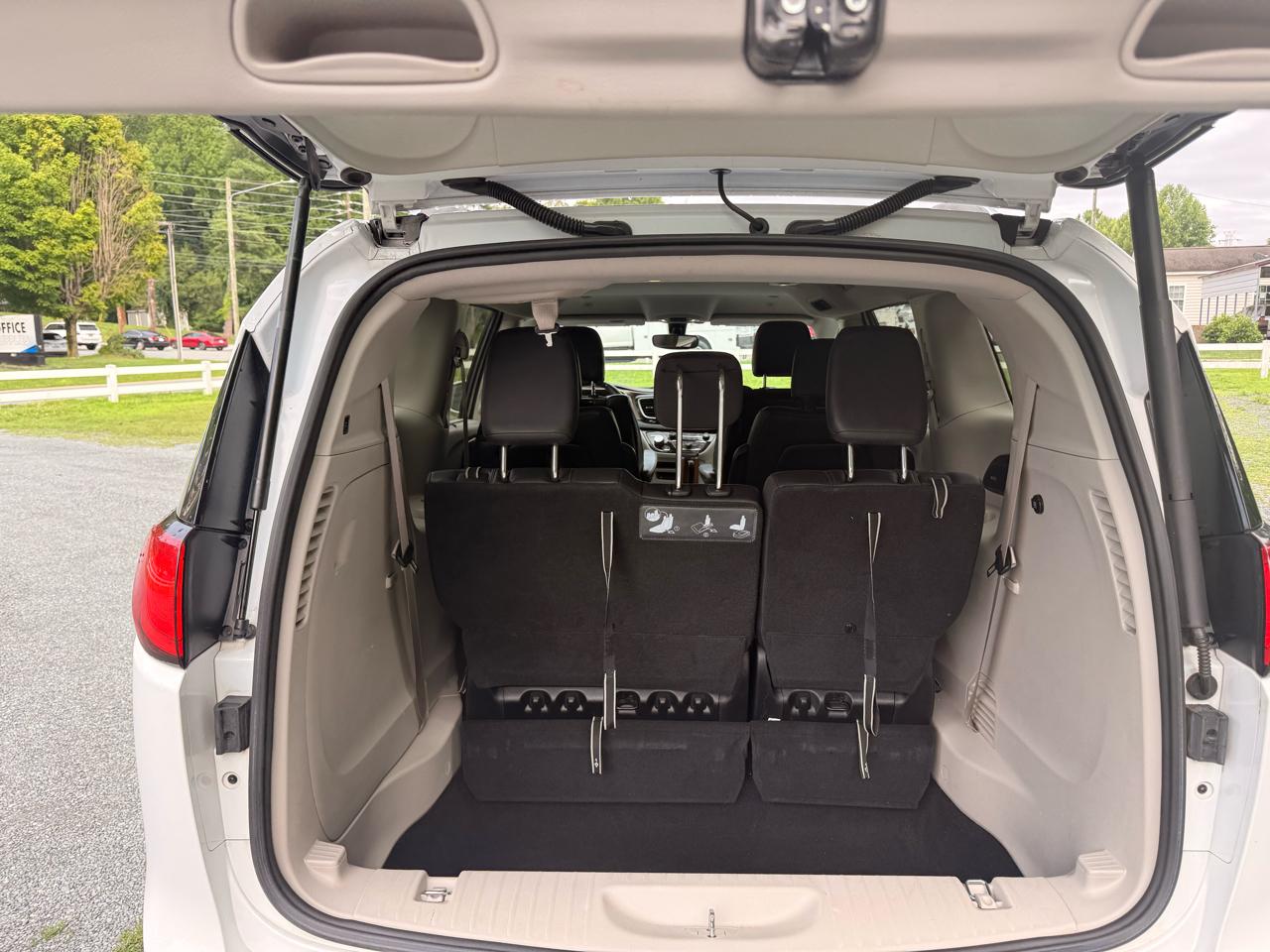 Chrysler Pacifica Touring-L Plus 2018