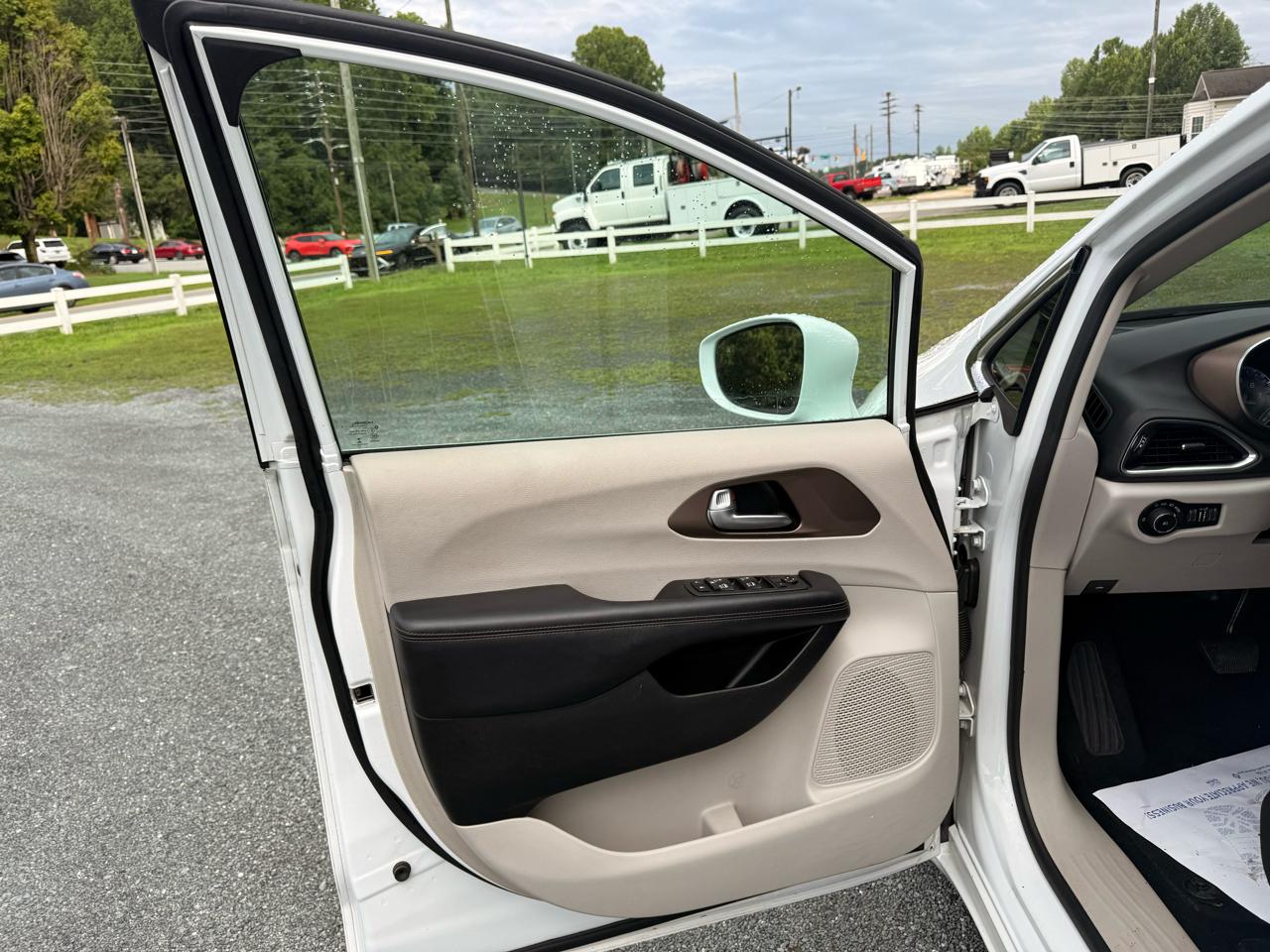 Chrysler Pacifica Touring-L Plus 2018
