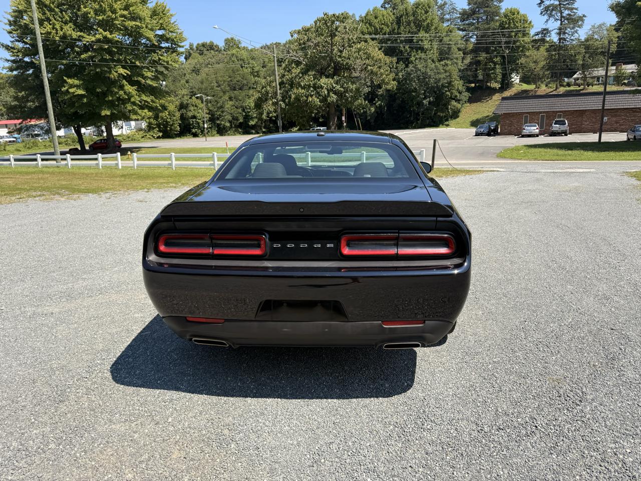 Dodge Challenger SXT 2021