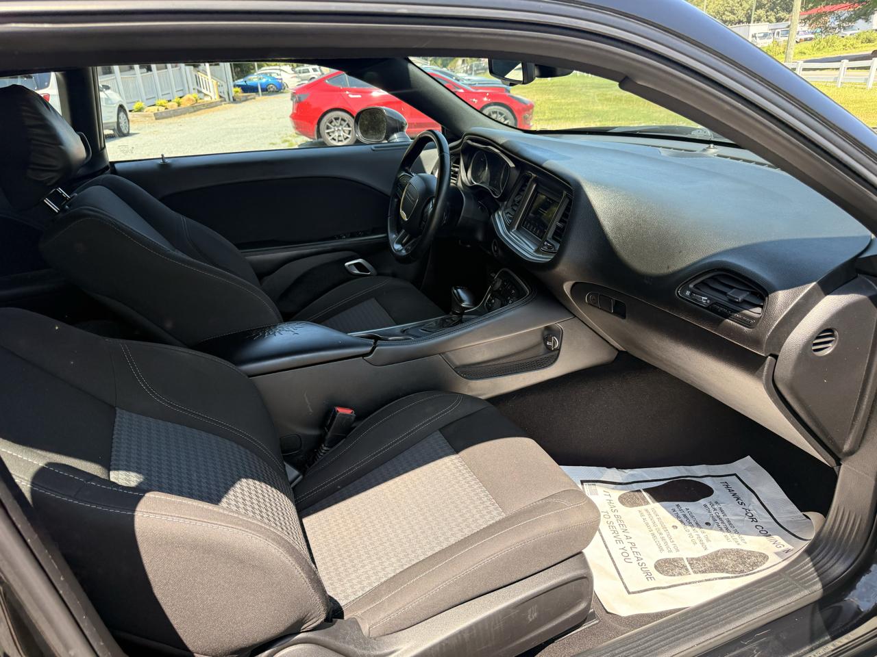 Dodge Challenger SXT 2021