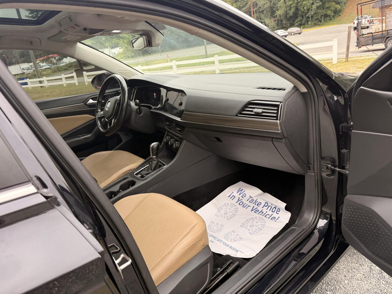 Volkswagen Jetta 1.4T SEL 8A 2019