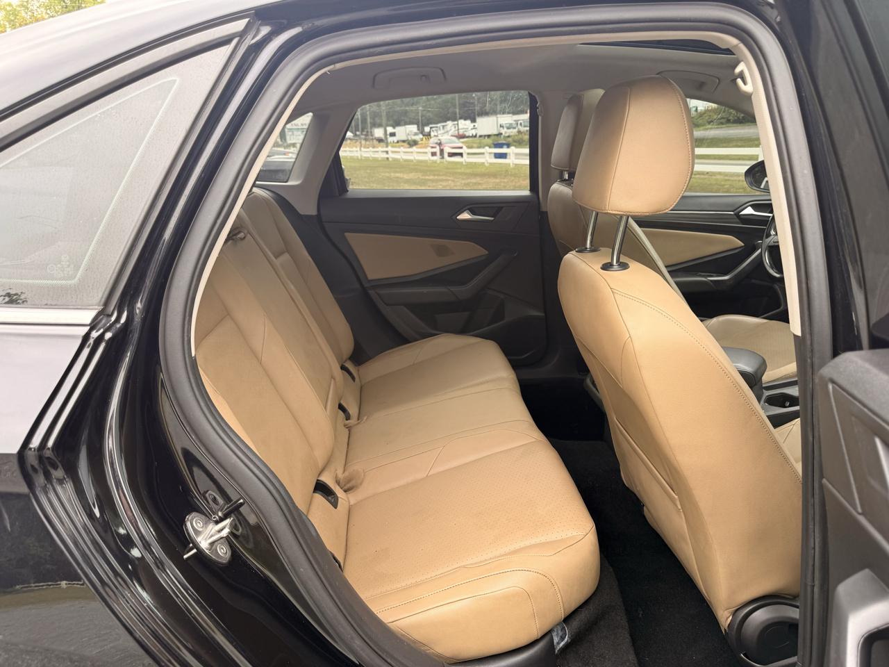 Volkswagen Jetta 1.4T SEL 8A 2019