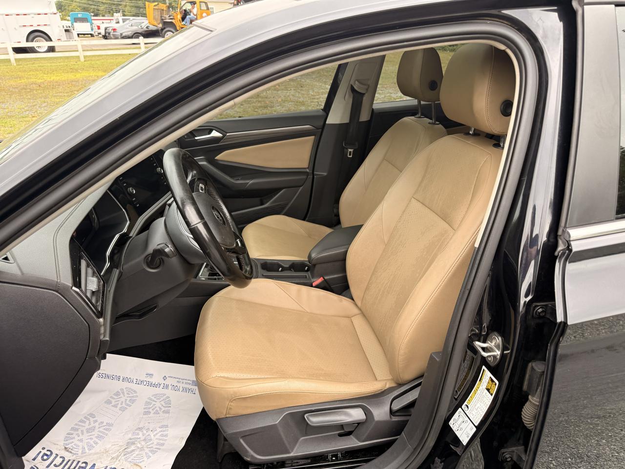 Volkswagen Jetta 1.4T SEL 8A 2019