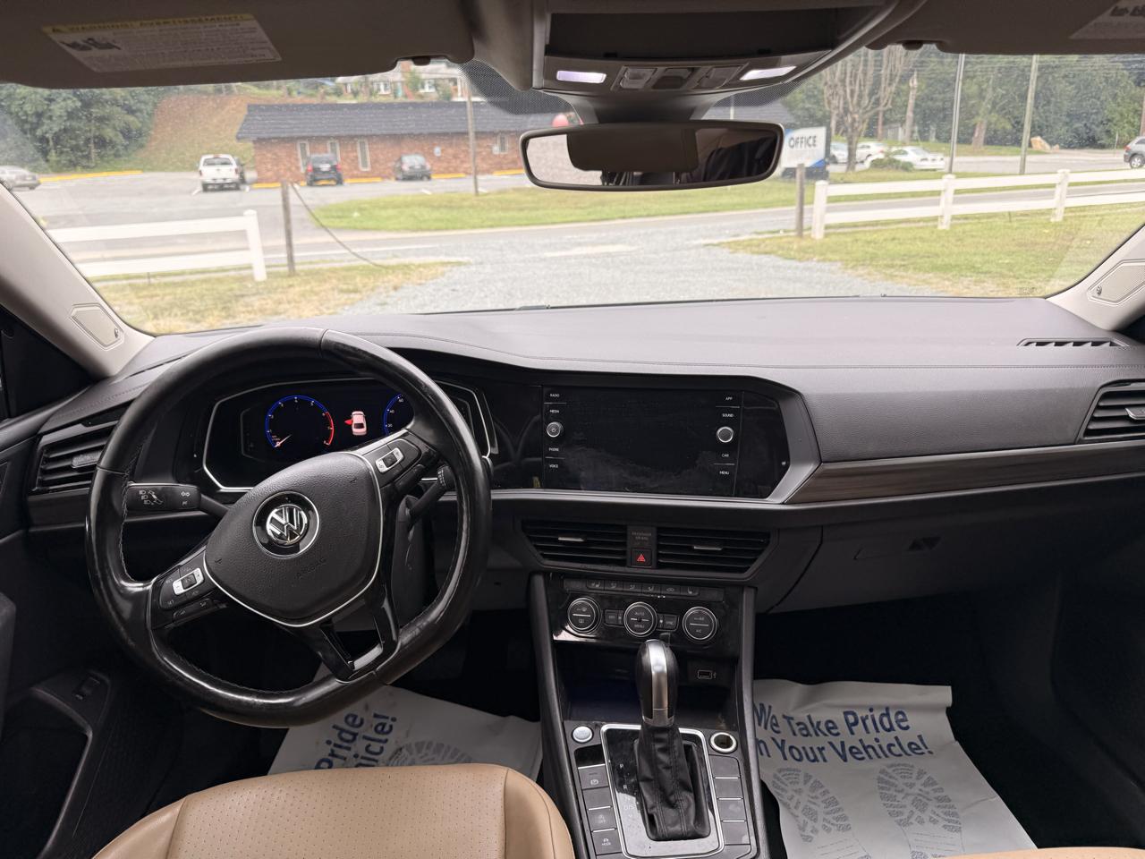Volkswagen Jetta 1.4T SEL 8A 2019