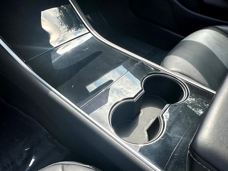 2020 Tesla Model 3 Long Range photo 18
