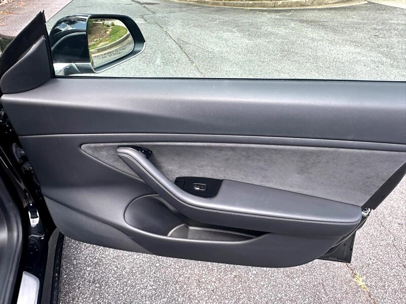 2020 Tesla Model 3 Long Range photo 46