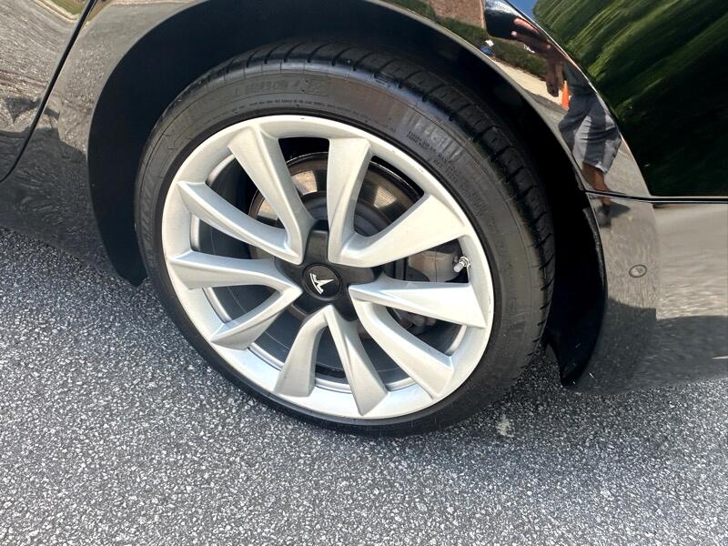 2020 Tesla Model 3 Long Range photo 48