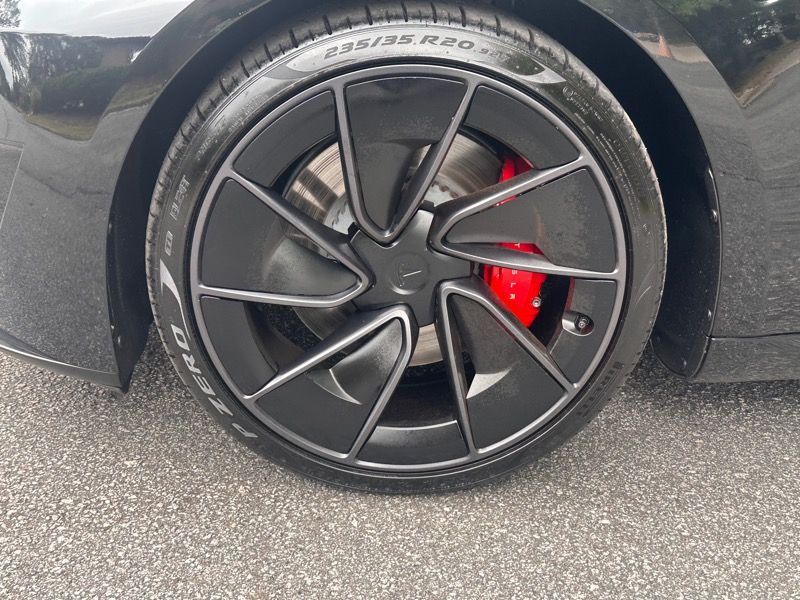 2024 Tesla Model 3 Performance photo 3