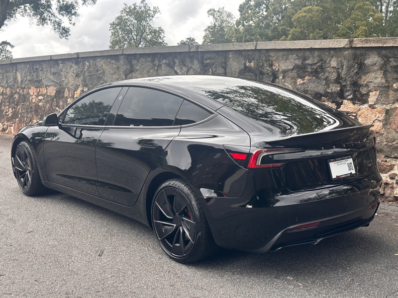 2024 Tesla Model 3 Performance photo 17