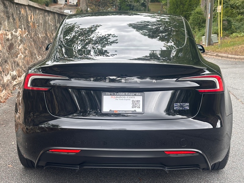 2024 Tesla Model 3 Performance photo 9